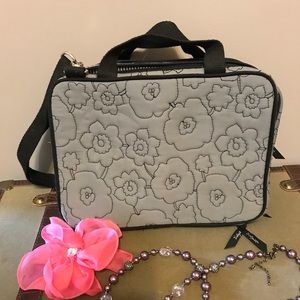 Thirty one quilted cosmetic travel bag